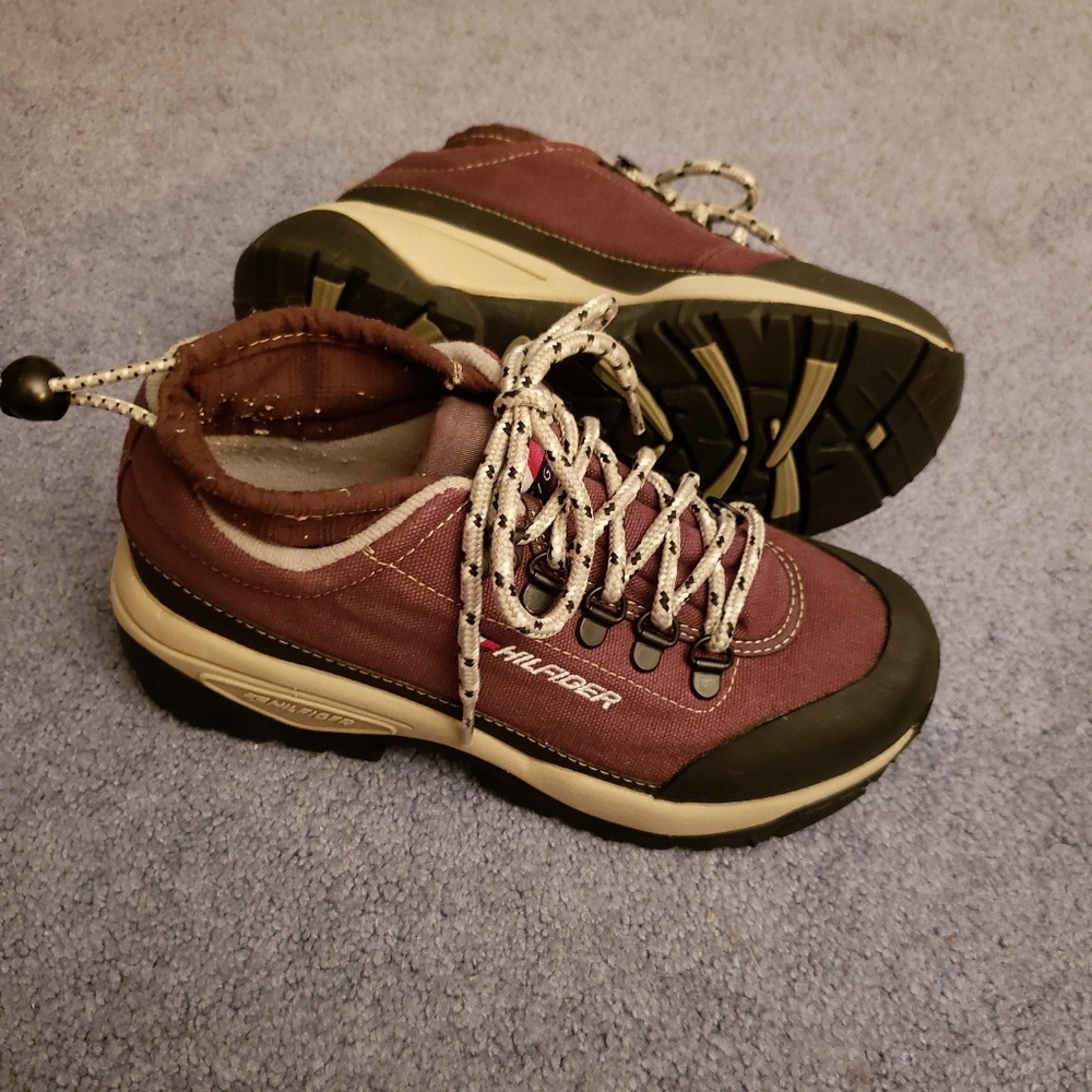 Vintage Tommy Hilfiger Mountain Trail Sneakers